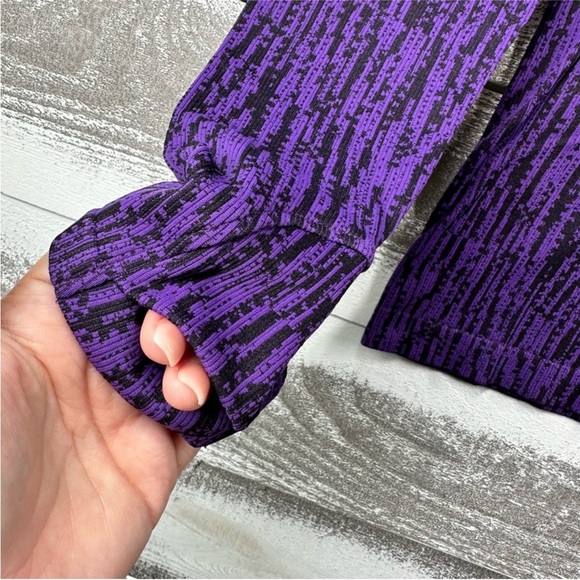 Athleta Flurry Elemental Turtleneck Purple Black Print Women’s Size XS - Picture 10 of 15